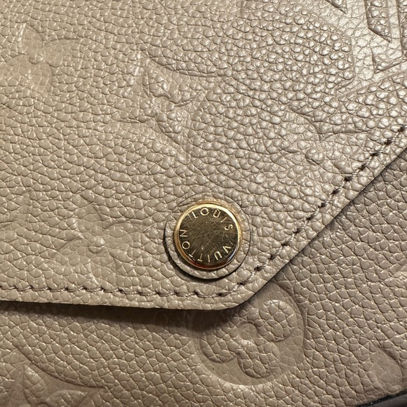 Sold! Louis Vuitton Felicie - Picture 8 of 8